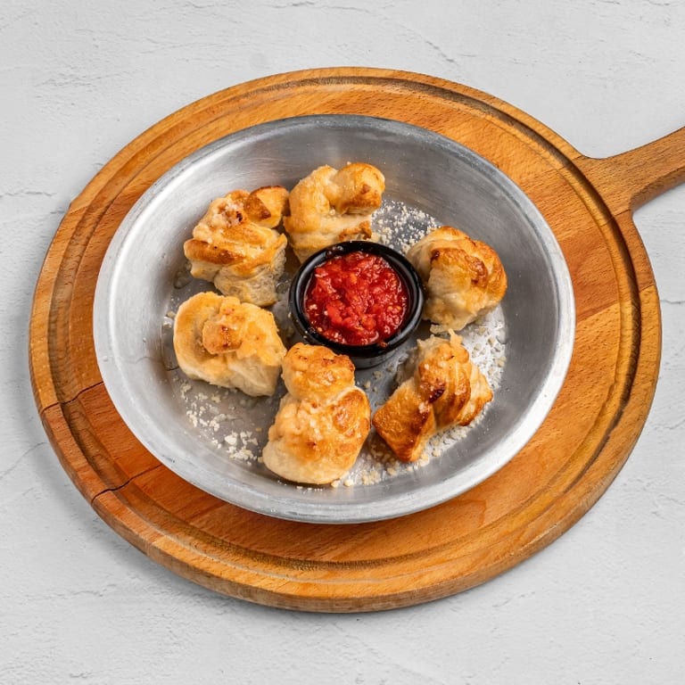 Savor Our Garlic Knots